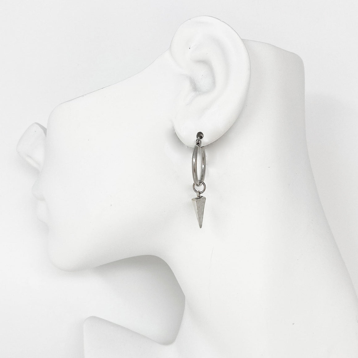 ARLYSS silver spike hoop earrings-GREEN BIJOU