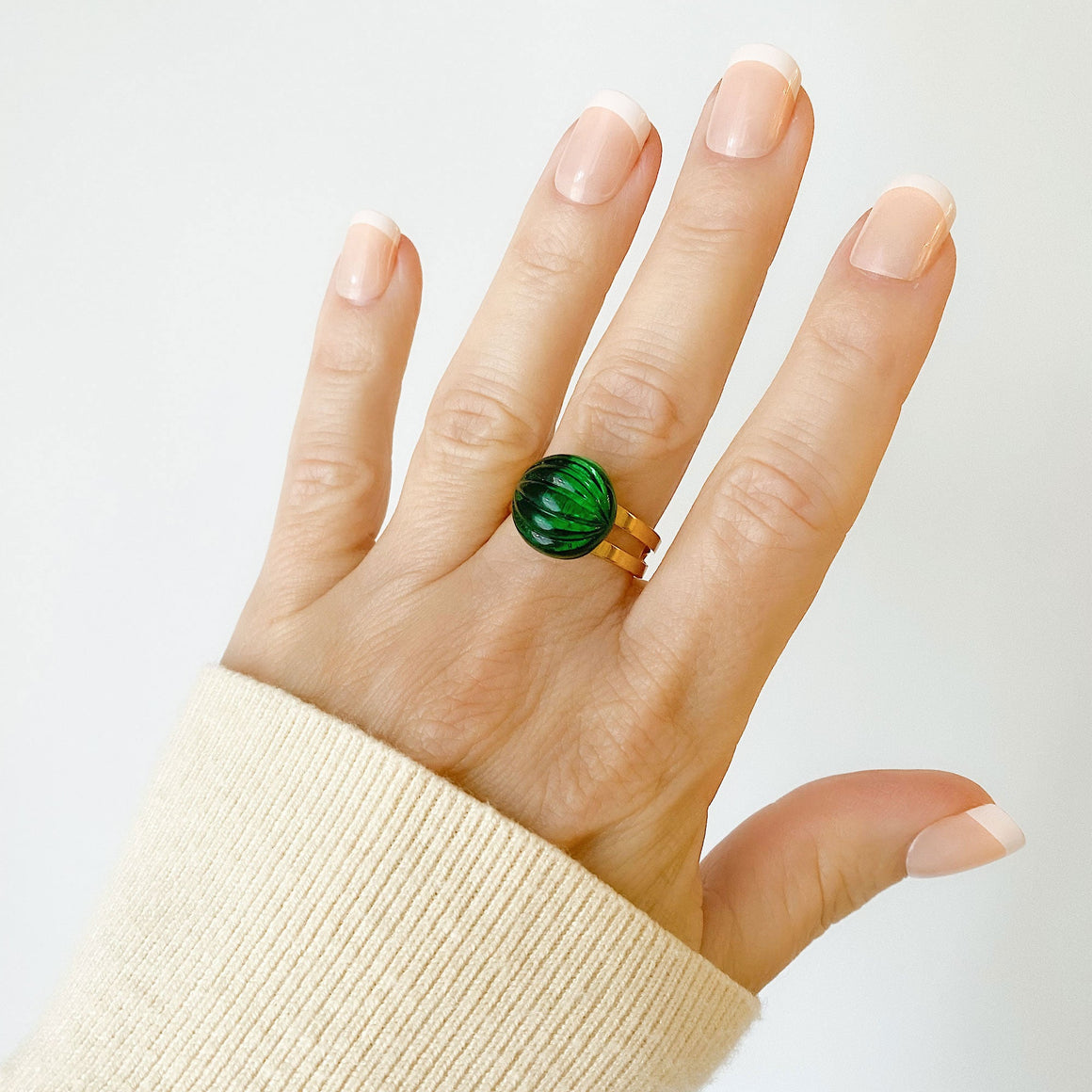 DARYLE emerald cocktail ring-GREEN BIJOU