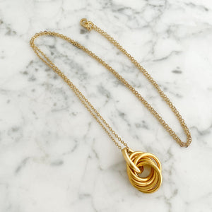KAYLA gold love knot pendant necklace - 