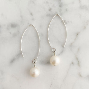 NYAH white freshwater pearl sterling earrings-GREEN BIJOU