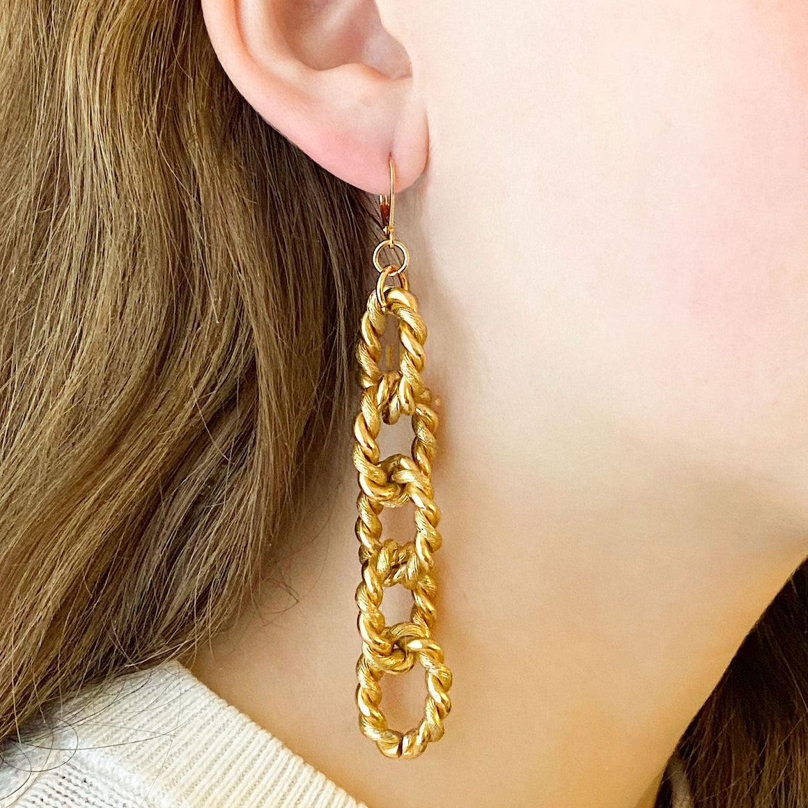 REYES statement gold chain earrings-GREEN BIJOU