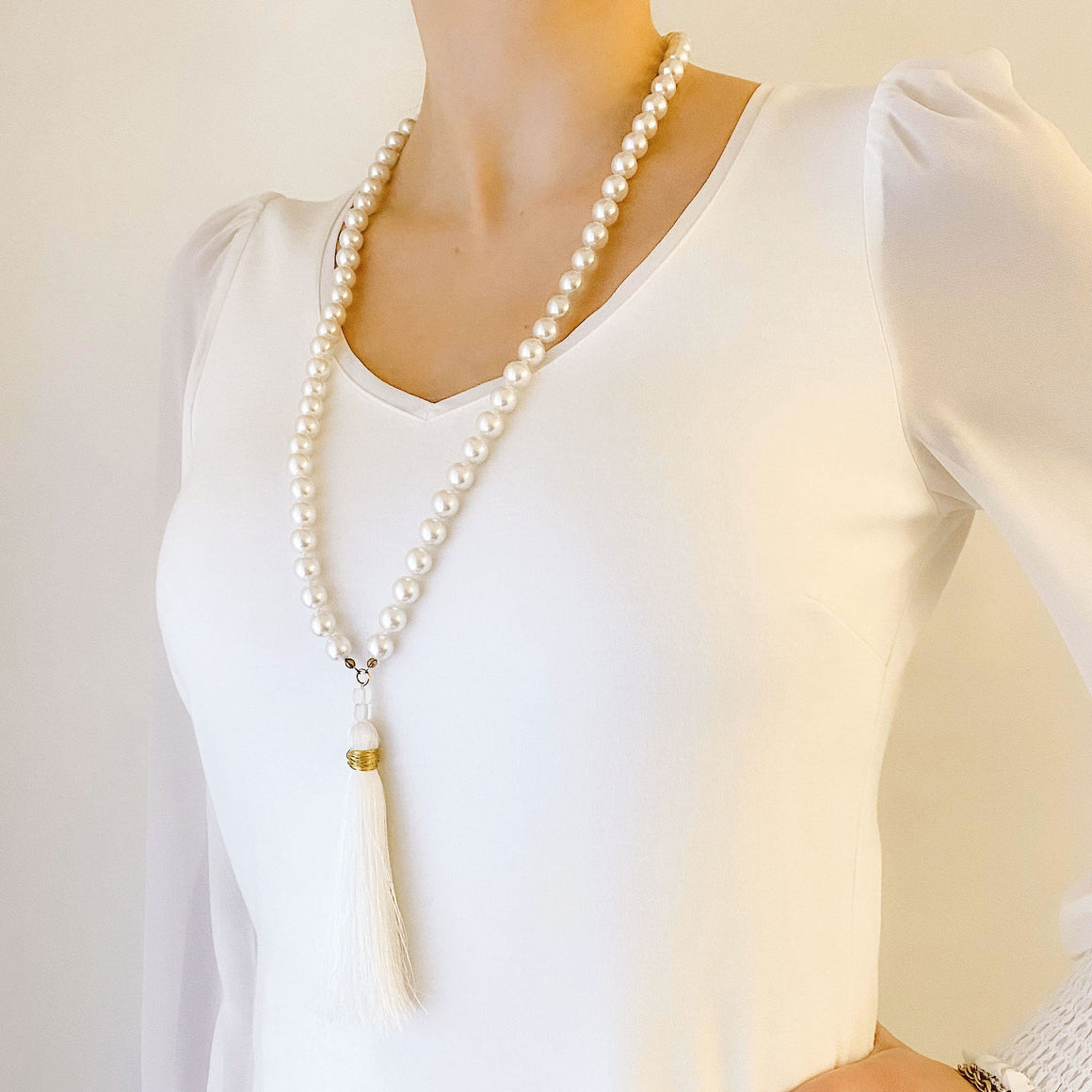 TOVA pearl and white tassel necklace-GREEN BIJOU