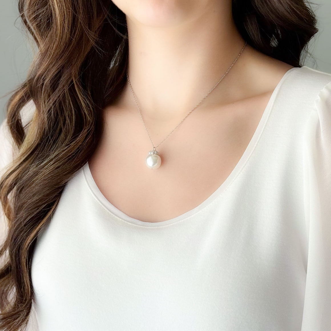 ABBOTT statement pearl pendant necklace-GREEN BIJOU