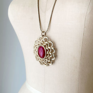 AGNES statement gold and fuchsia pendant - 