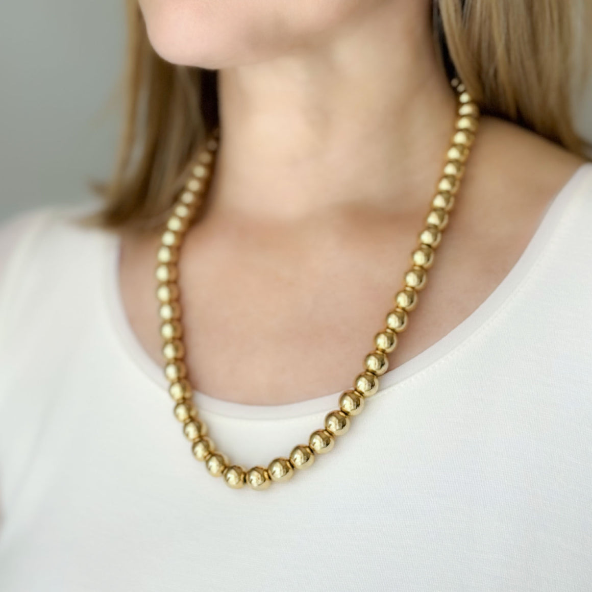 ALFIE vintage 10mm bright gold beaded necklace-GREEN BIJOU