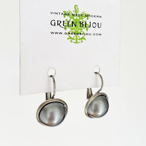 BENTON silver and grey pearl drop earrings - 