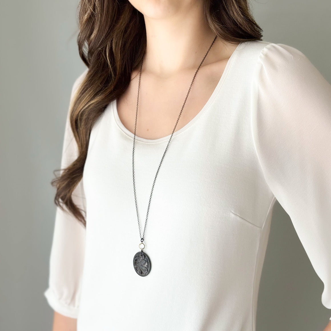 BOUTON french button pendant necklace-GREEN BIJOU