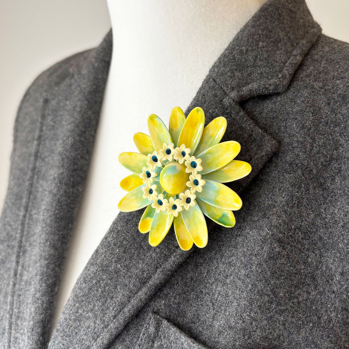 BRIDGET vintage West Germany large enamel sunflower brooch