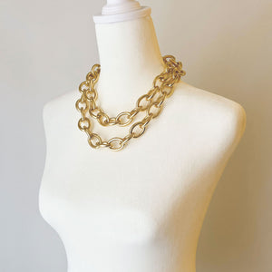 BRAUN Lightweight chunky gold cable chain and tassel belt - 