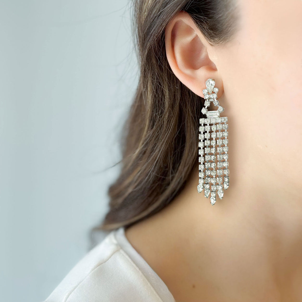 BROOKS vintage waterfall rhinestone clip earrings-GREEN BIJOU