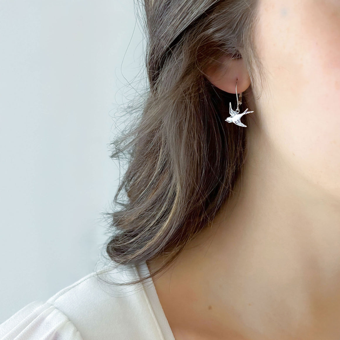 BRYSON oxidized silver birds in flight earrings-GREEN BIJOU