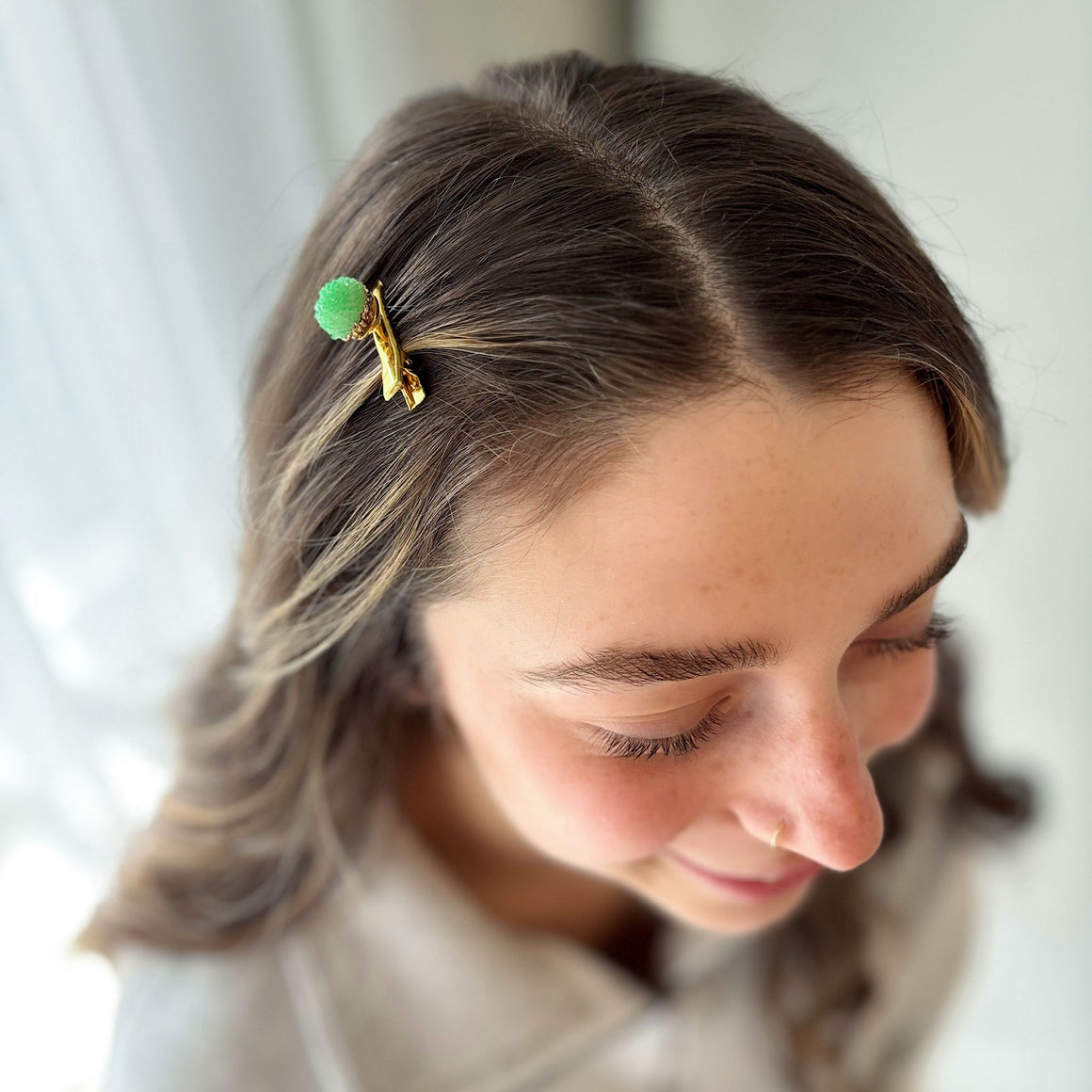 BURGESS gold dipped green druzy resin bead alligator clip-GREEN BIJOU