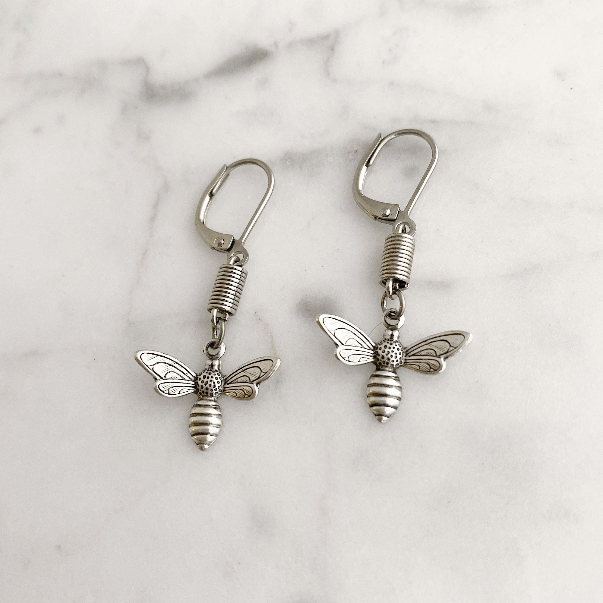 CALLAN silver bee earrings-GREEN BIJOU