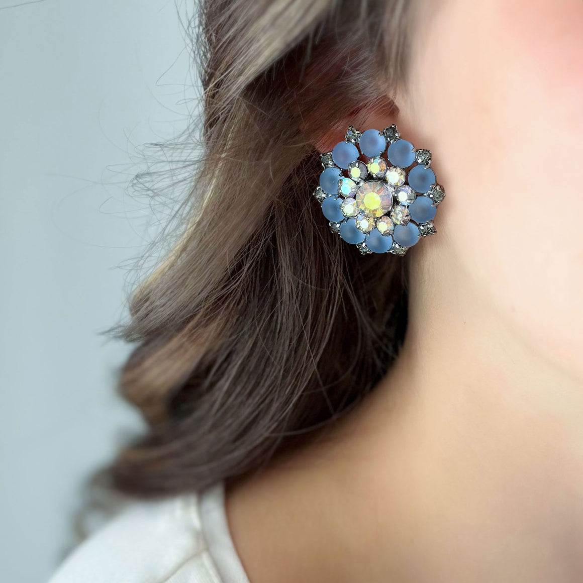 CARLOS vintage stardust blue big floral clip on earrings-GREEN BIJOU