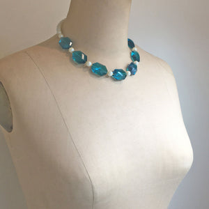 CARSTEN teal crystal and pearl necklace - 