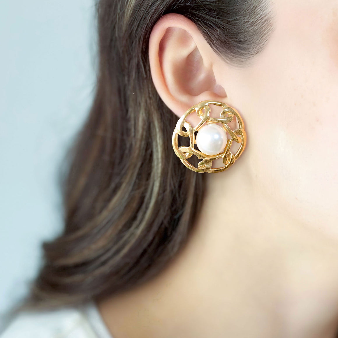 BUTLER gold chain clip earrings-GREEN BIJOU