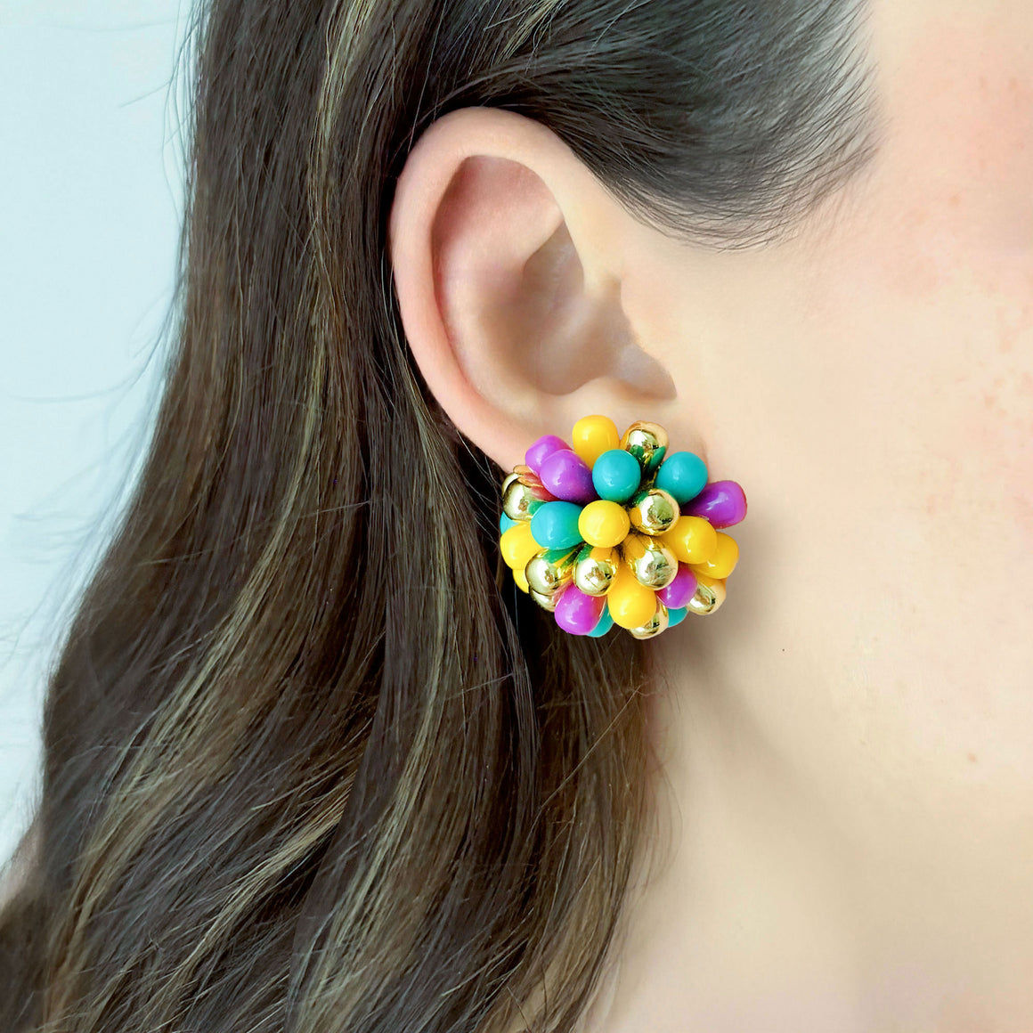 CHRISTINA colourful cluster clip earrings-GREEN BIJOU
