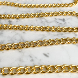 CLARISSA lightweight gold chain belt - 