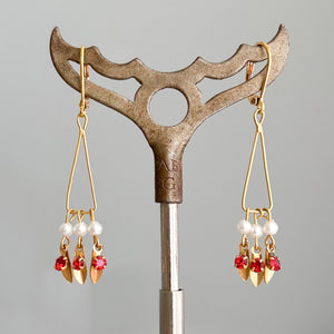 CLARK vintage red gold and seed pearl dainty dangle earrings - 