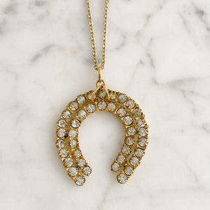 COLLIN vintage horseshoe pendant necklace-GREEN BIJOU