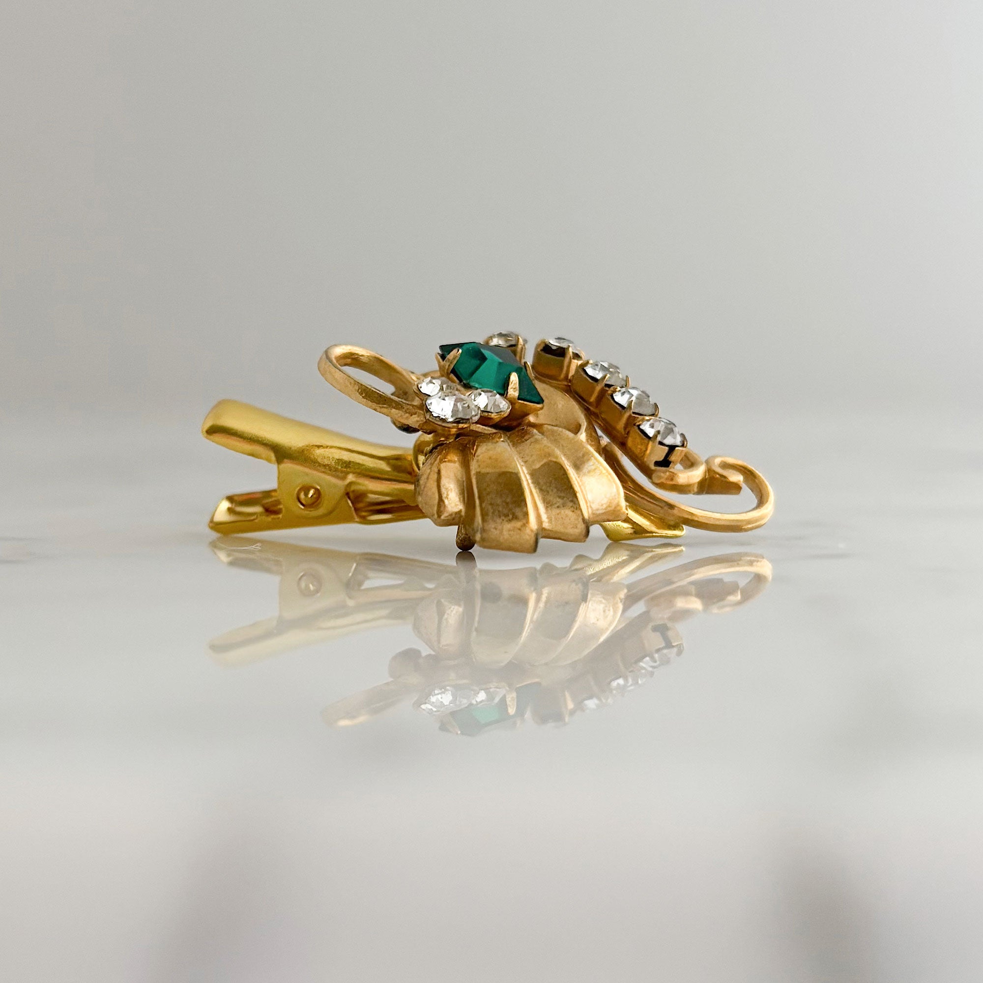 COLLINS vintage emerald rhinestone sculptural gold hair clip-GREEN BIJOU
