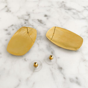 CORBIN 1980's hand painted rectangle beige enamel studs - 