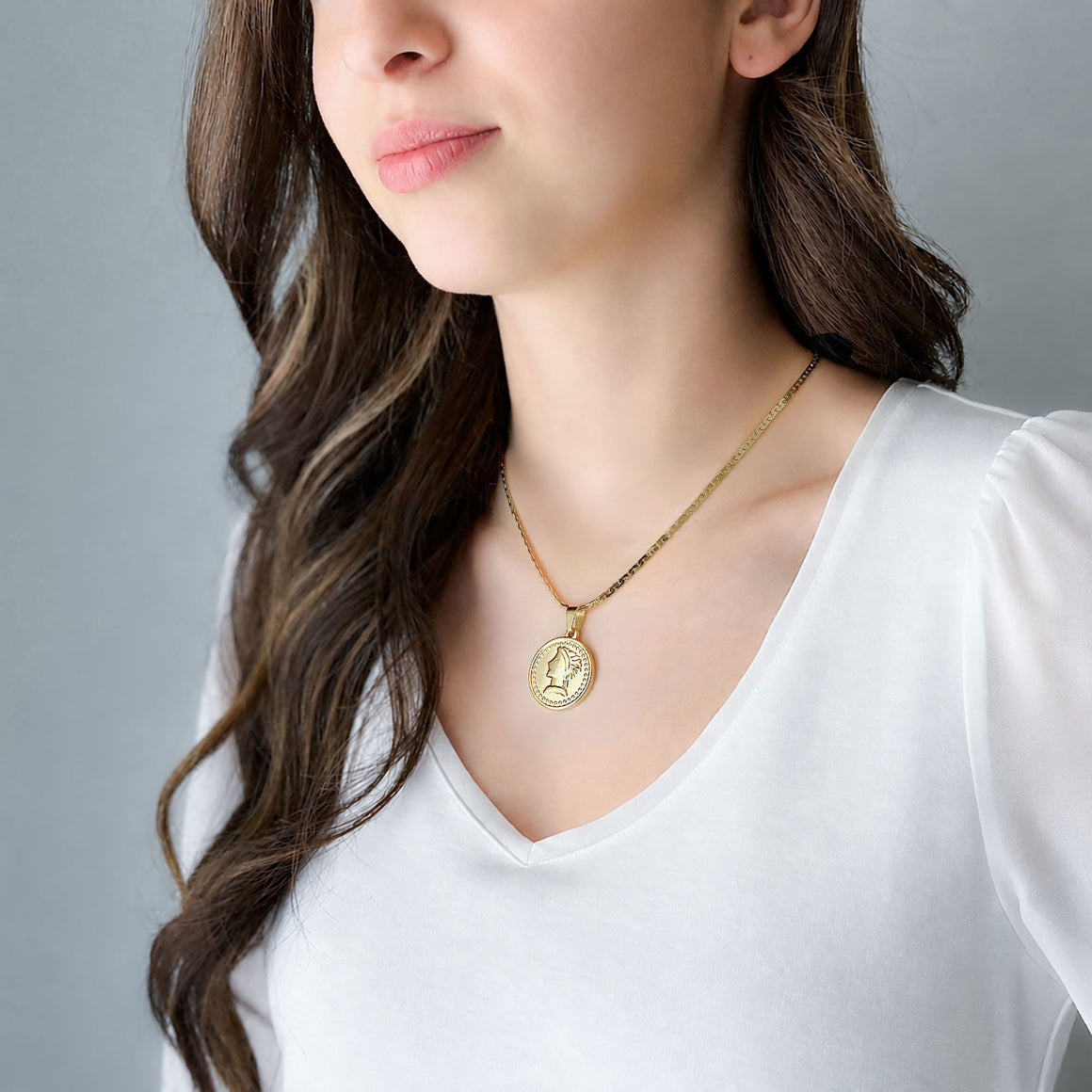 CULLMAN gold Roman coin short pendant necklace-GREEN BIJOU