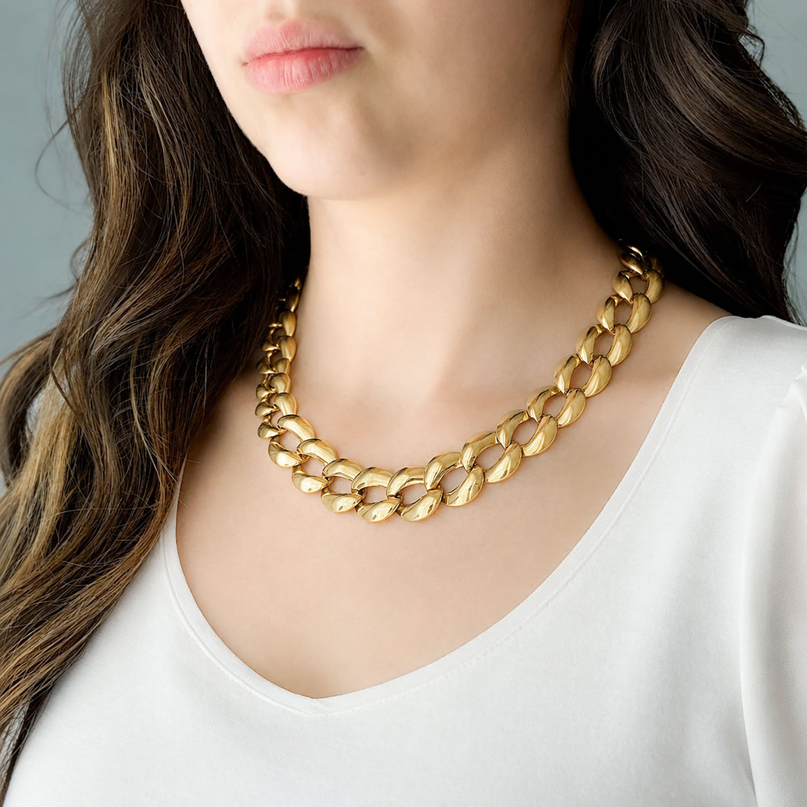 DAGMARA vintage gold tone wide dome link chain necklace-GREEN BIJOU