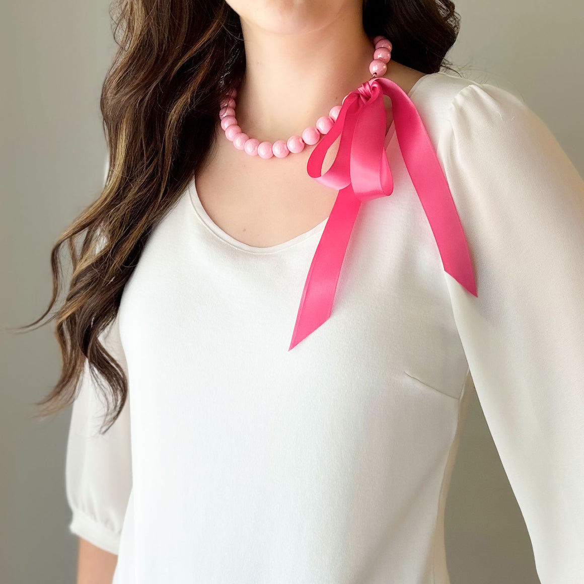 DELORES bright pink opalescent pearl ribbon tie necklace-GREEN BIJOU
