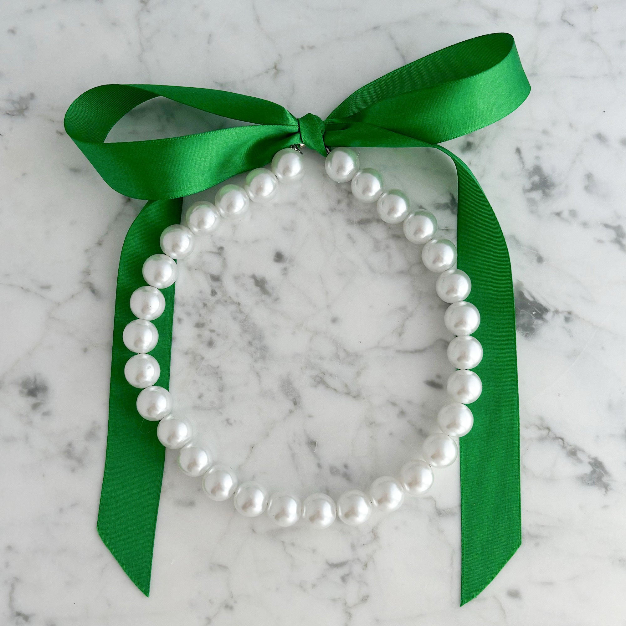 DOTTY emerald green satin ribbon tie pearl necklace-GREEN BIJOU
