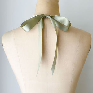 DOTTY sage green ribbon pearl necklace - 