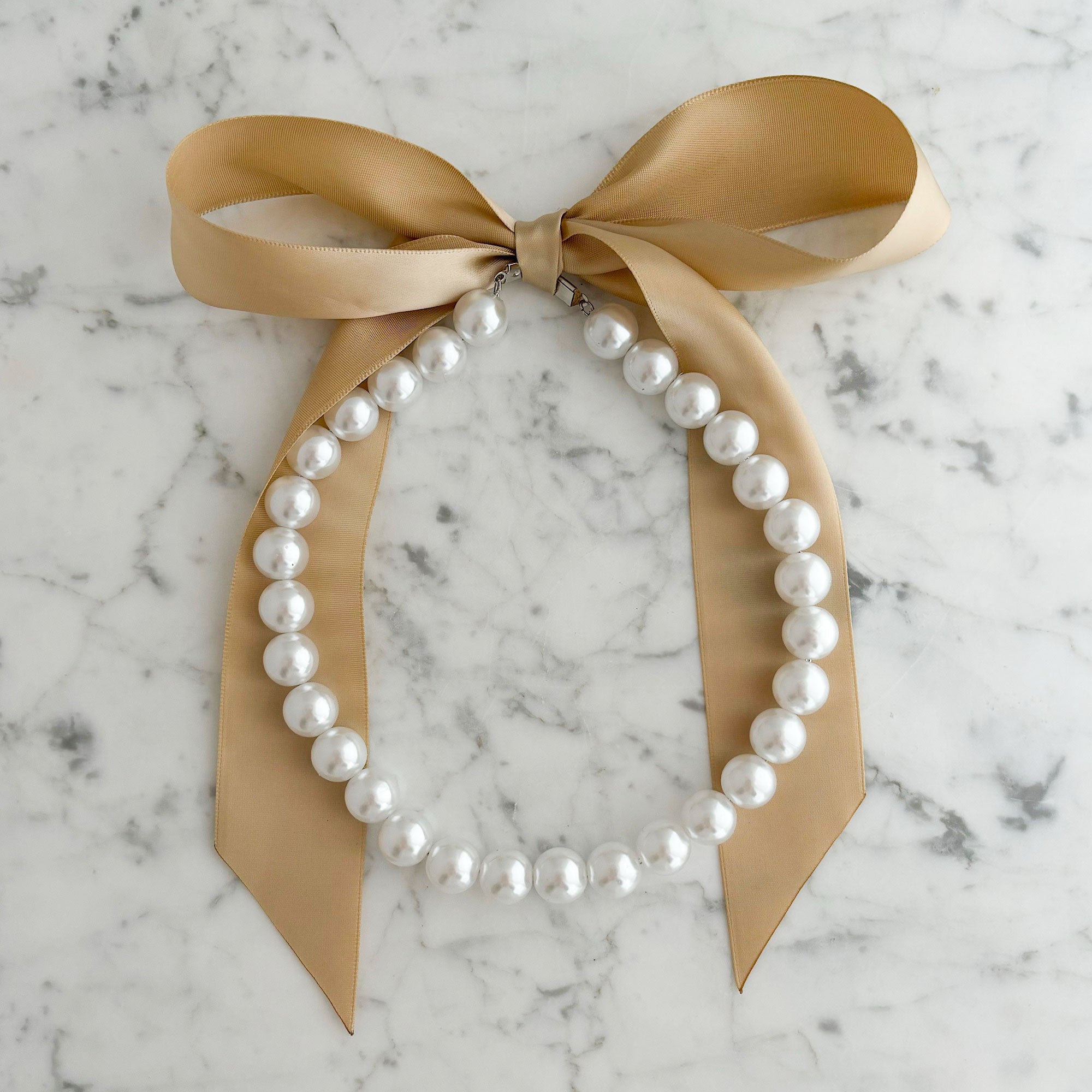 DOTTY wide tan satin ribbon tie pearl necklace-GREEN BIJOU