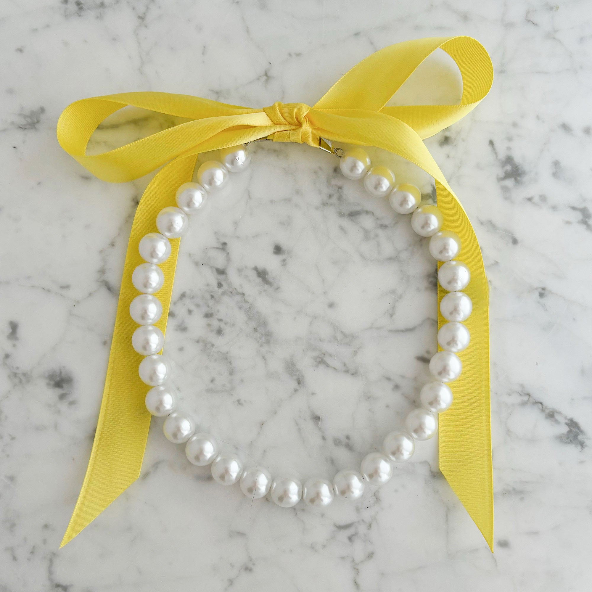DOTTY yellow satin ribbon tie pearl necklace-GREEN BIJOU