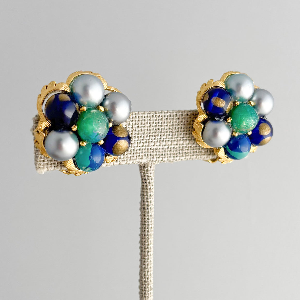 ELOISE vintage grey pearl and cobalt beaded clip on earrings-GREEN BIJOU