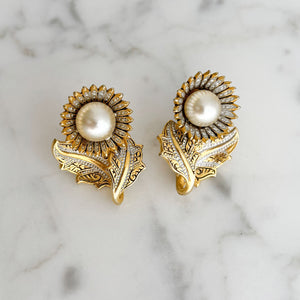 GEORGINO Spanish damascene flower and pearl stud earrings-GREEN BIJOU