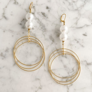 HARLOW statement gold hoop pearl earrings - 