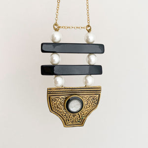 HAYES vintage brass buckle necklace - 