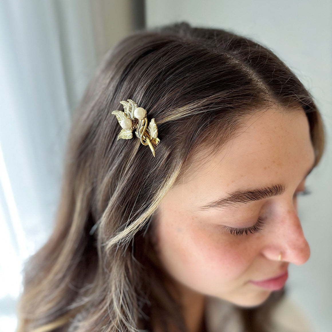 HODGES vintage damascene and pearl Spanish gold hair clip-GREEN BIJOU