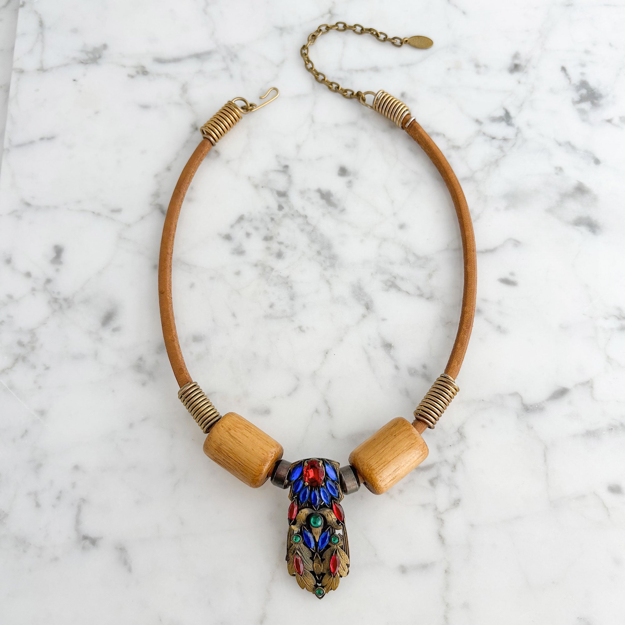 JANGA vintage colourful dress clip on leather cord necklace-GREEN BIJOU