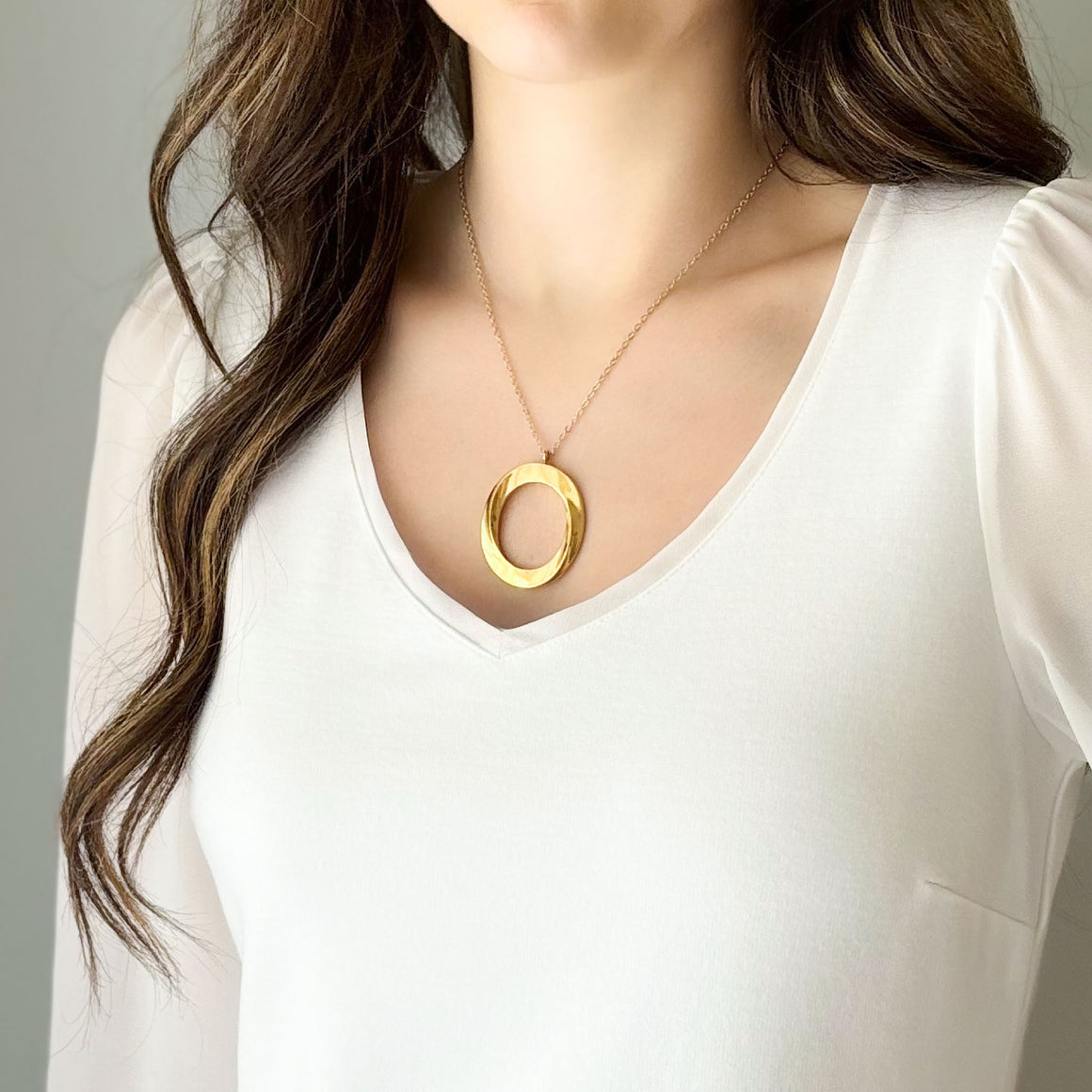 JESSE vintage gold hoop pendant necklace-GREEN BIJOU