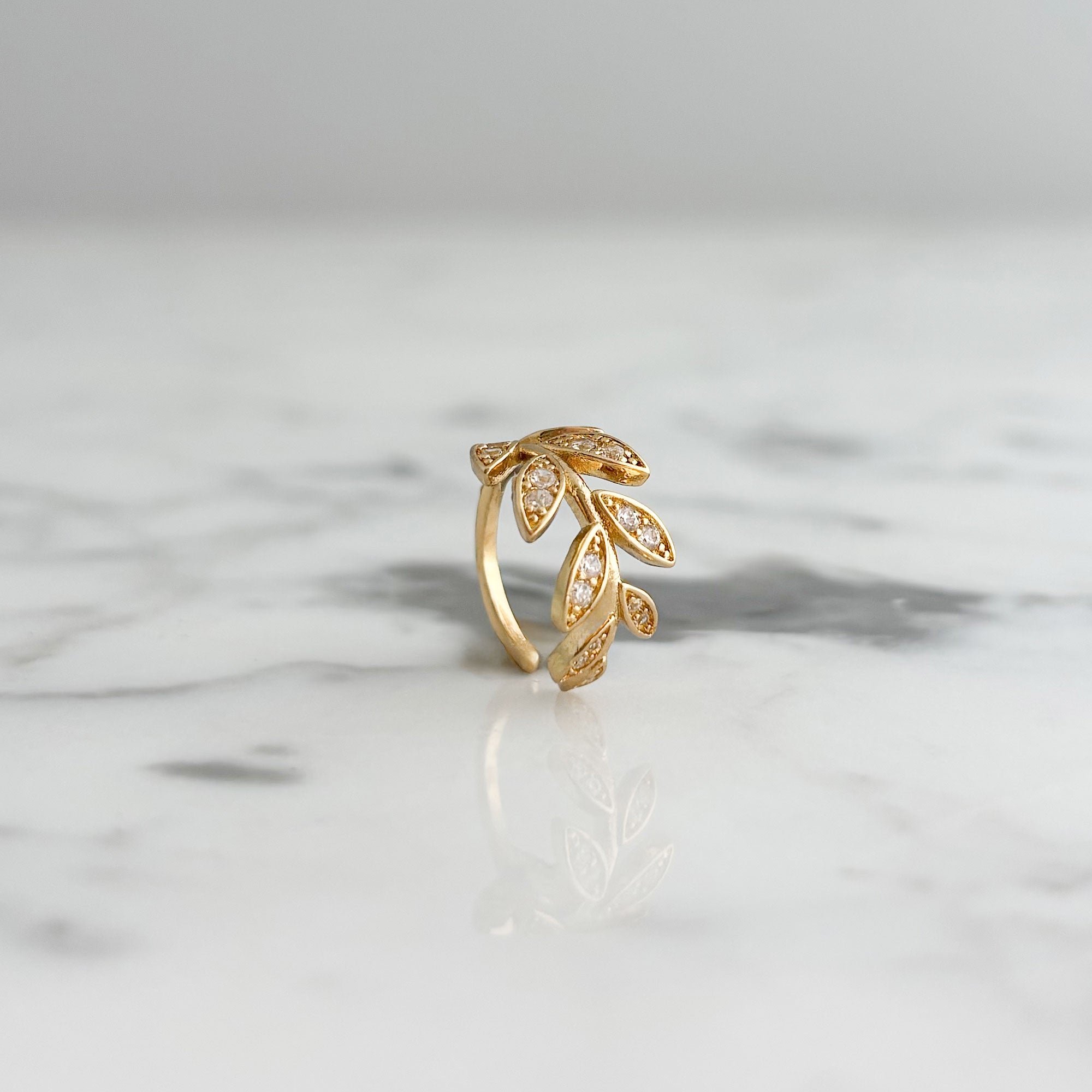 KRISS cubic zirconia gold tone laurel leaf ear cuff-GREEN BIJOU