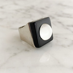 LEGEND square black cocktail ring - 