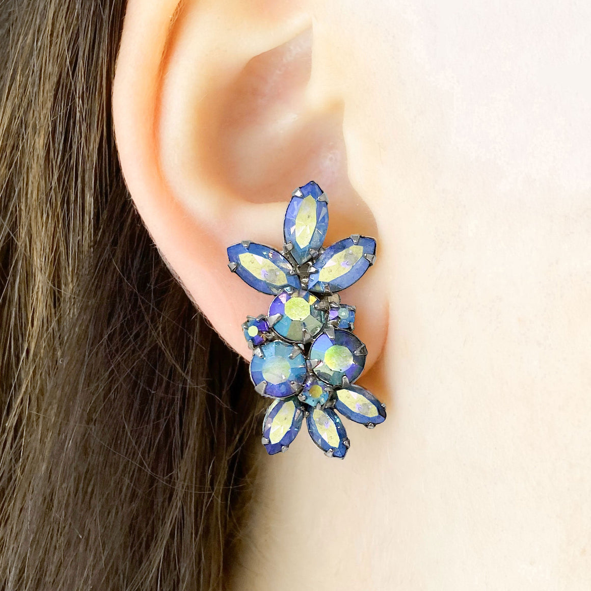 LENORE blue aurora borealis clip earrings-GREEN BIJOU