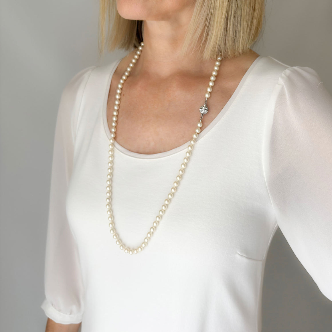 LUELLA vintage hand knotted pearl rhinestone ball necklace-GREEN BIJOU