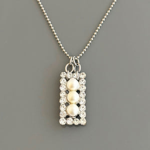 LYNWOOD silver pearl and clear rhinestone pendant necklace - 