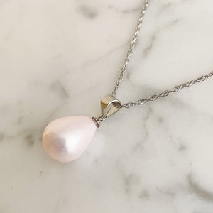 MAGGIE pink mother of pearl necklace - 