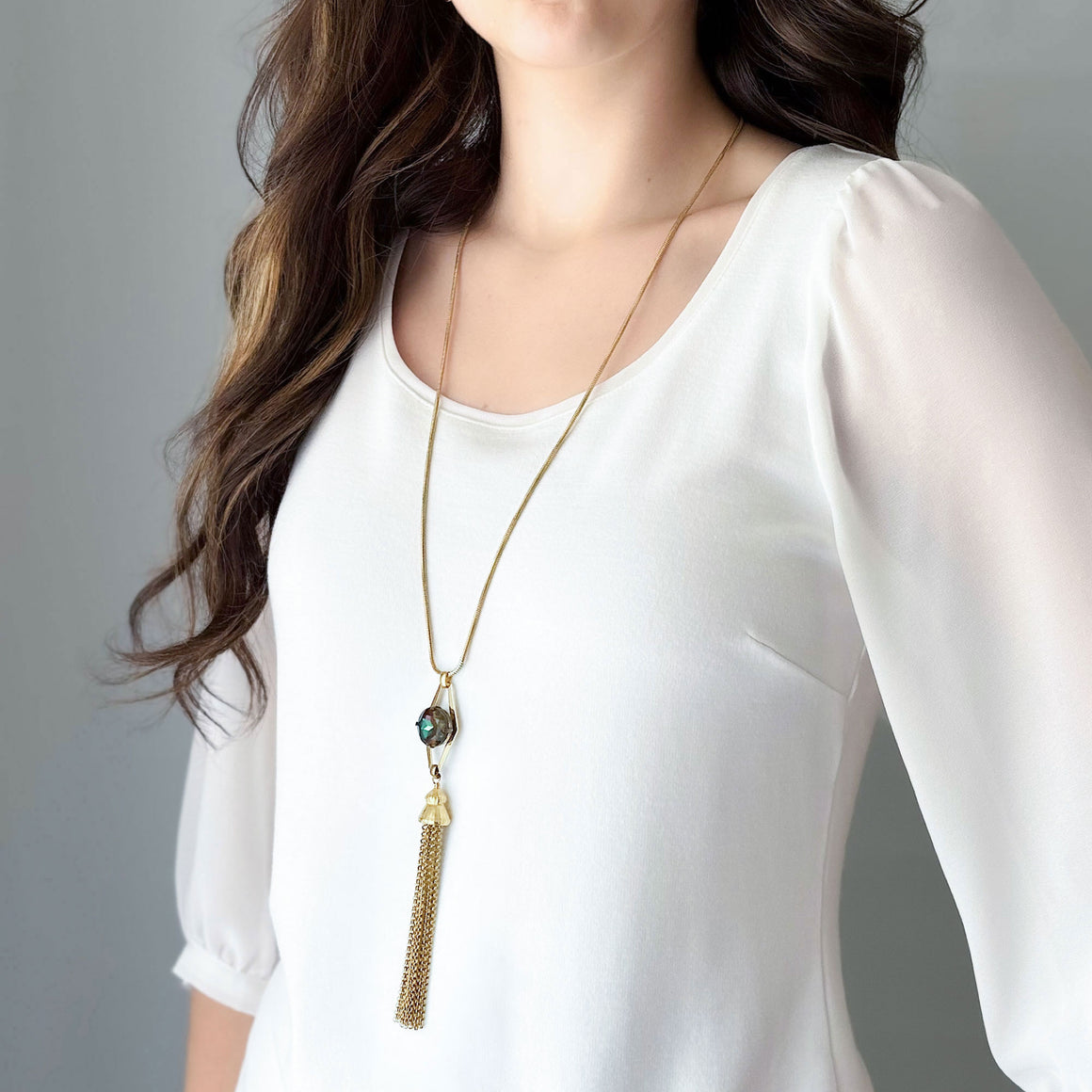 LILY vintage watermelon cabochon long gold tassel necklace-GREEN BIJOU