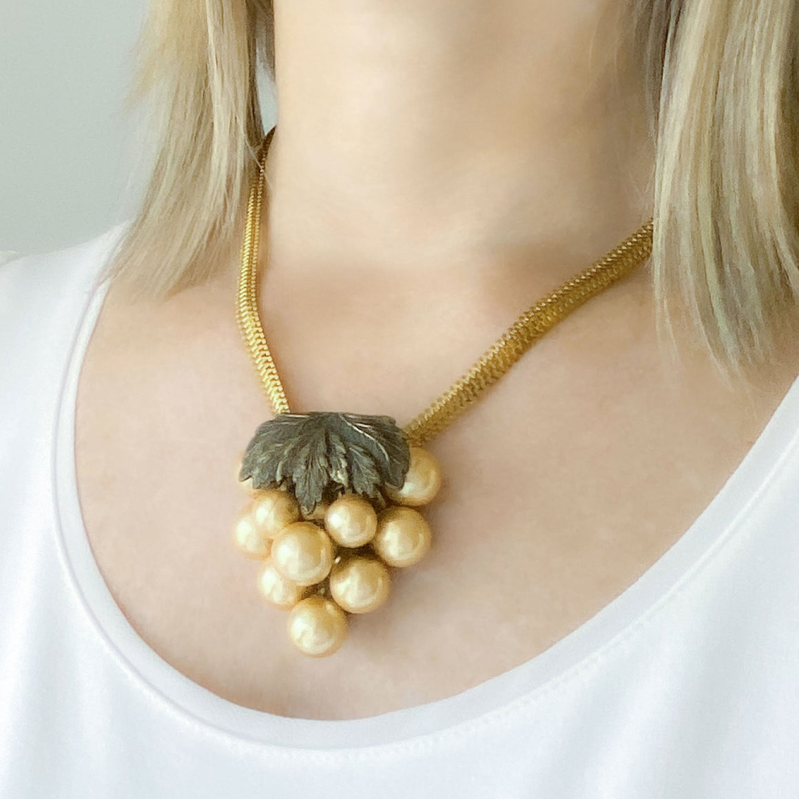NADRA antique bronze and pearl cluster dress clip necklace-GREEN BIJOU