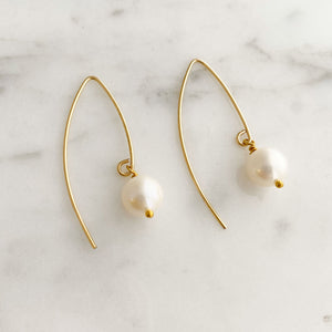 NEVE gold freshwater pearl earrings - 