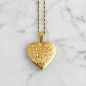 ODELIA gold etched heart locket necklace-GREEN BIJOU